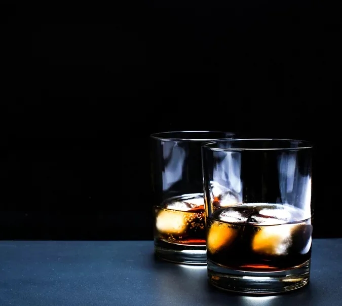 Czy alkohol podnosi ciśnienie krwi? Poznaj niebezpieczne skutki picia Czy alkohol podnosi ciśnienie krwi? Poznaj niebezpieczne skutki picia